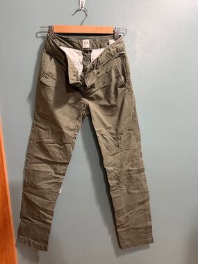Women’s Gap Olive Green Capris